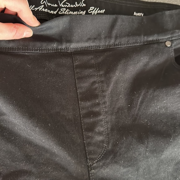 Women’s Glora Vanderbilt pull on jeggings; size 22W - Picture 7 of 10